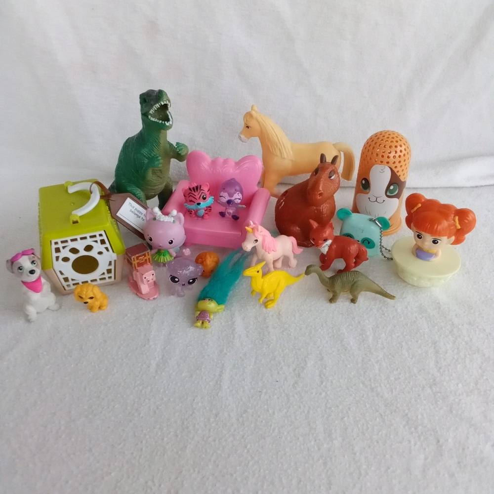 Animal Kids Toys bundle little Play animal Minecraft Pig Capybara Dinosaurs